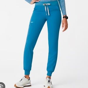 Figs Women's Zamora Jogger Scrub Pants - Extreme Blue